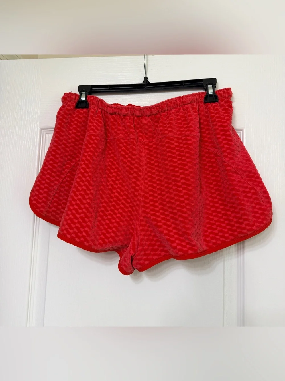 Lululemon Velvet Terry Slim-Fit High-Rise Short 2" - Picture 5 of 5